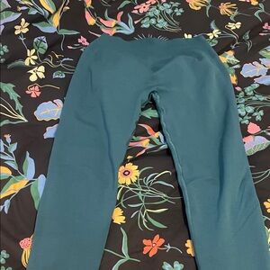 Alphalete Amplify gravity Teal Leggings.